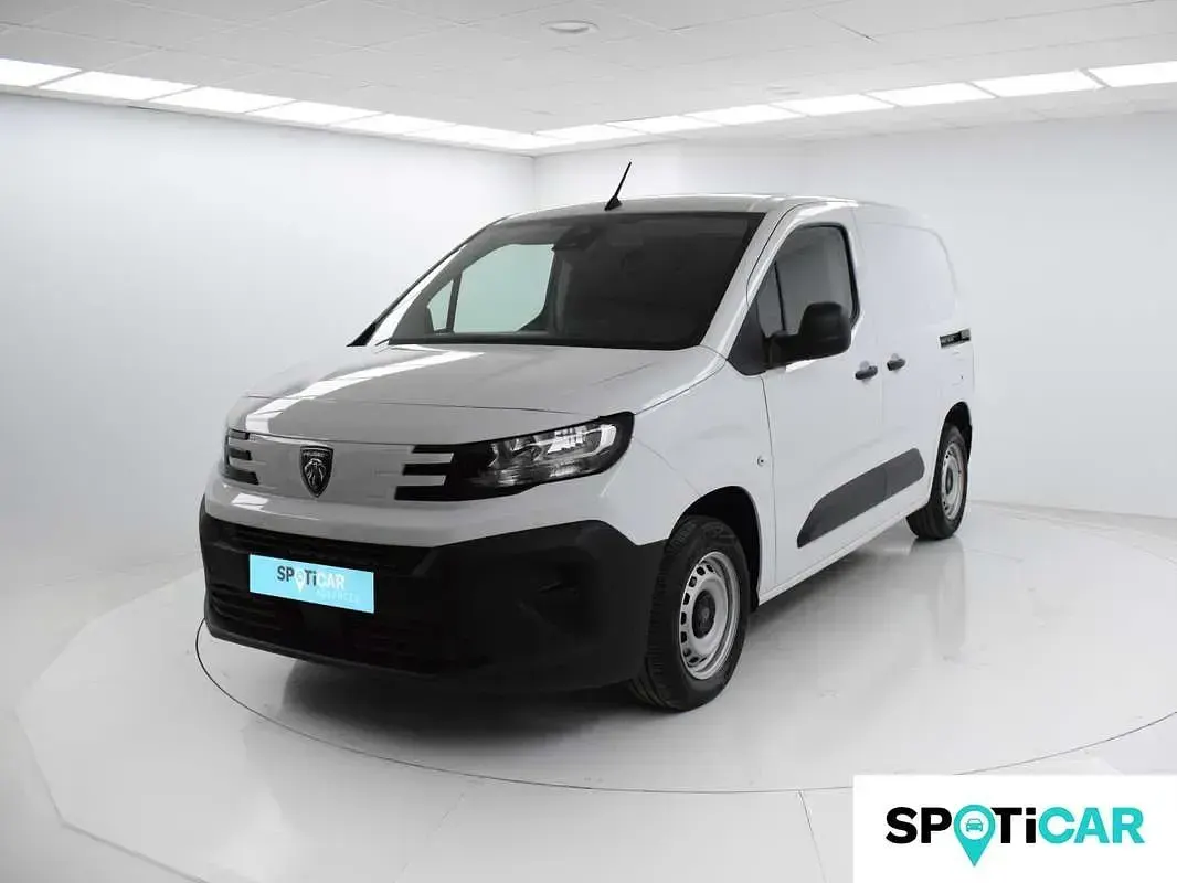 Usado Peugeot Partner 99 CV (72 kW) 2024 Blanco Monovolumen
