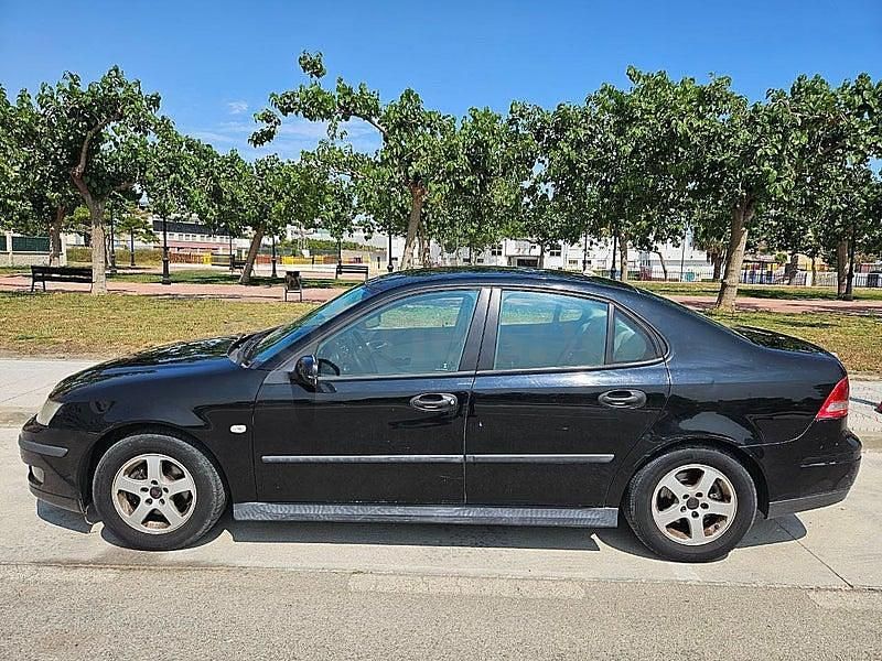 Usado Saab 9-3 Linear 125 CV (91 kW) 2004 Negro Berlina