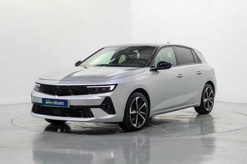 Gris Usado 2024 Opel Astra S Berlina | 19.990 € (Precio justo) - Imagen 1/4
