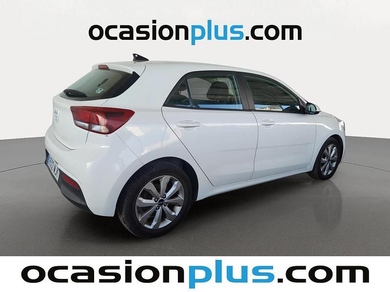 Usado Kia Rio 100 CV (73 kW) 2023 Blanco