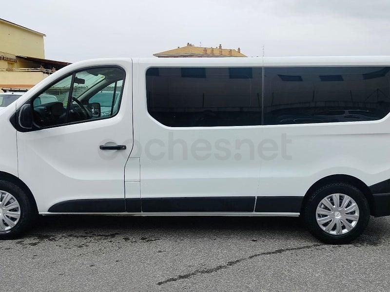 Usado Opel Vivaro 125 CV (91 kW) 2017 Blanco Monovolumen