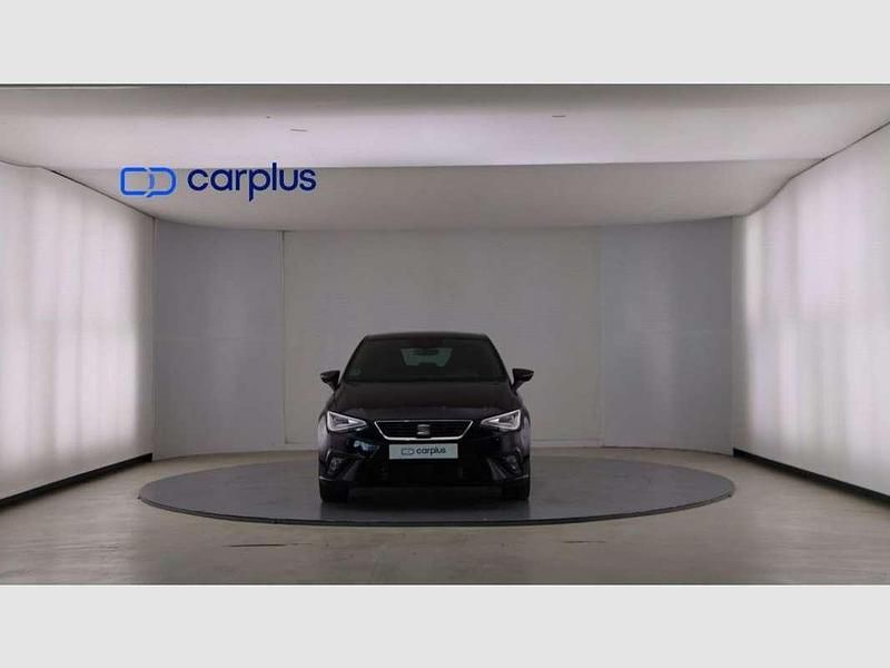 Usado Seat Ibiza FR 116 CV (85 kW) 2024 Negro Utilitario