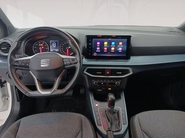 Usado Seat Arona Xperience 110 CV (80 kW) 2022 Blanco SUV
