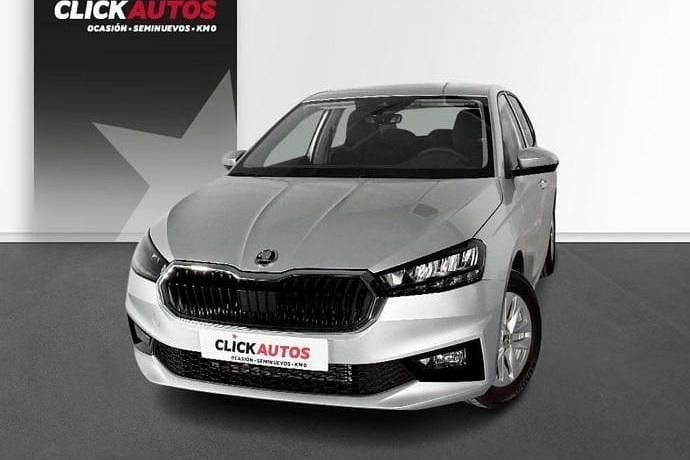 Usado Skoda Fabia Ambition 110 CV (80 kW) 2024 Negro Utilitario