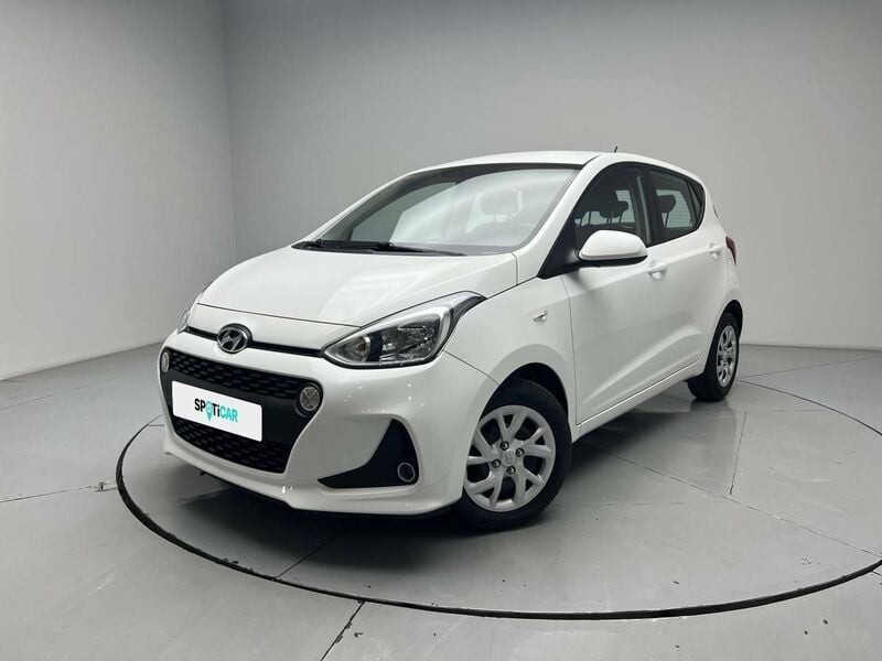Blanco Usado 2018 Hyundai i10 Utilitario | 10.700 € (Precio justo) - Imagen 1/4