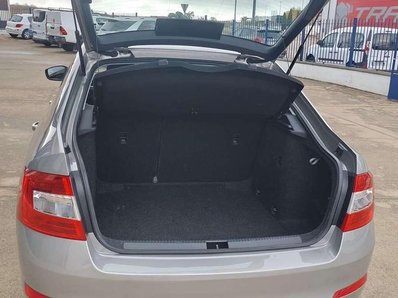 Usado Skoda Octavia Ambition 116 CV (85 kW) 2017 Beige Utilitario