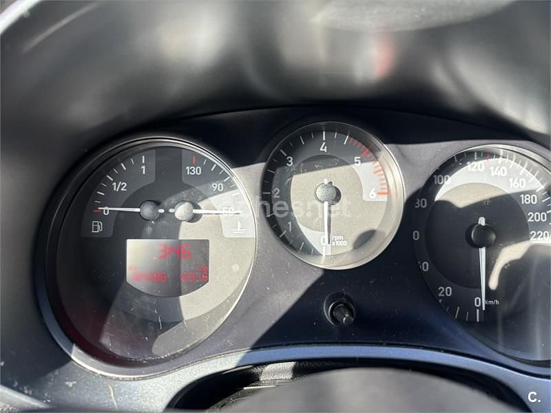 Usado Seat Leon Sport 105 CV (77 kW) 2007 Negro Utilitario