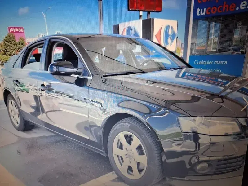Usado Audi A4 211 CV (155 kW) 2012 Negro Berlina