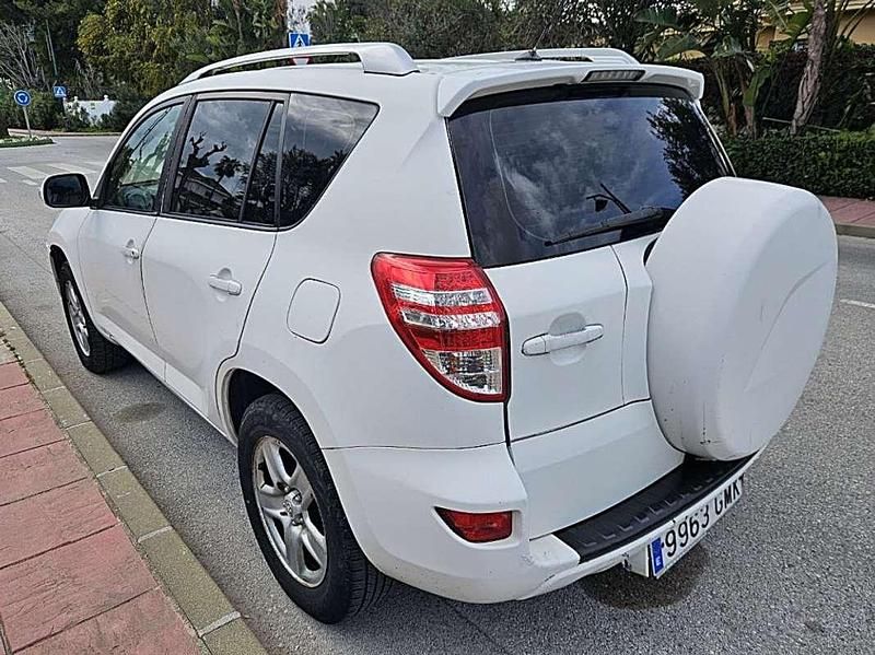 Usado Toyota RAV4 Advance 150 CV (110 kW) 2009 Blanco SUV