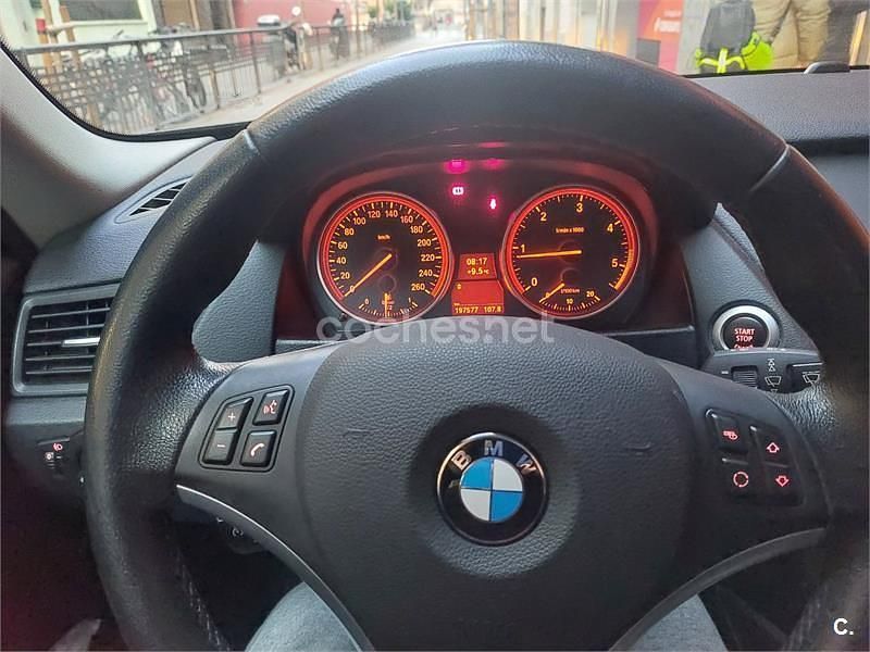 Usado BMW X1 143 HP (105 kW) 2011 Preto SUV