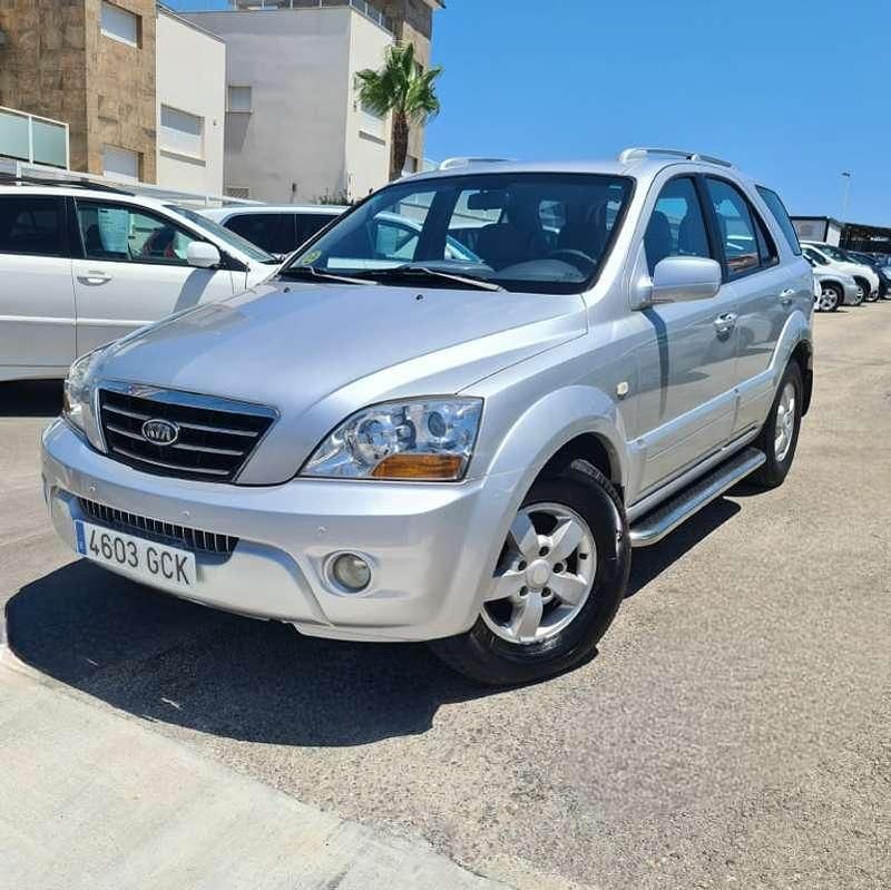 Usado Kia Sorento 170 CV (125 kW) 2008 Gris SUV