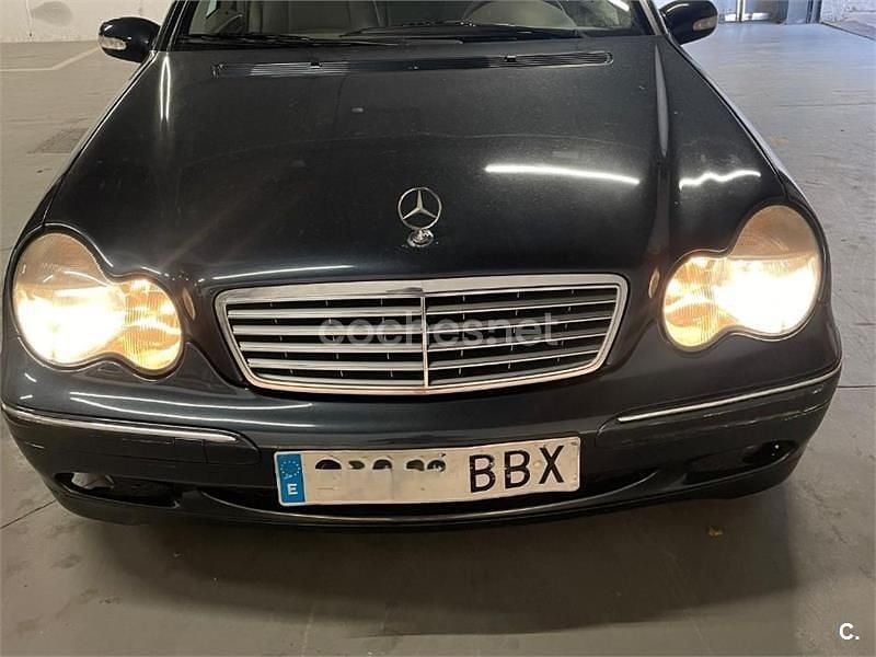 Azul Usado 2000 Mercedes C320 Elegance Berlina | 5900 € - Imagen 1/4