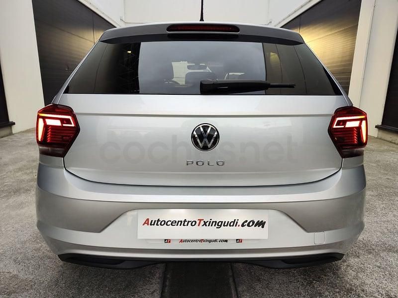 Usado VW Polo Sportline 115 CV (84 kW) 2020 Gris / plata Berlina