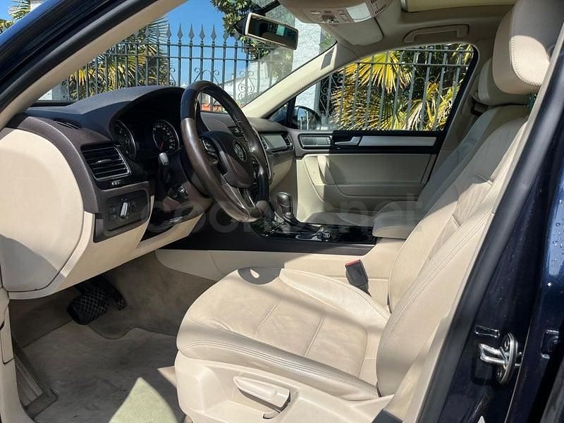 Usado VW Touareg 245 CV (180 kW) 2014 Azul SUV