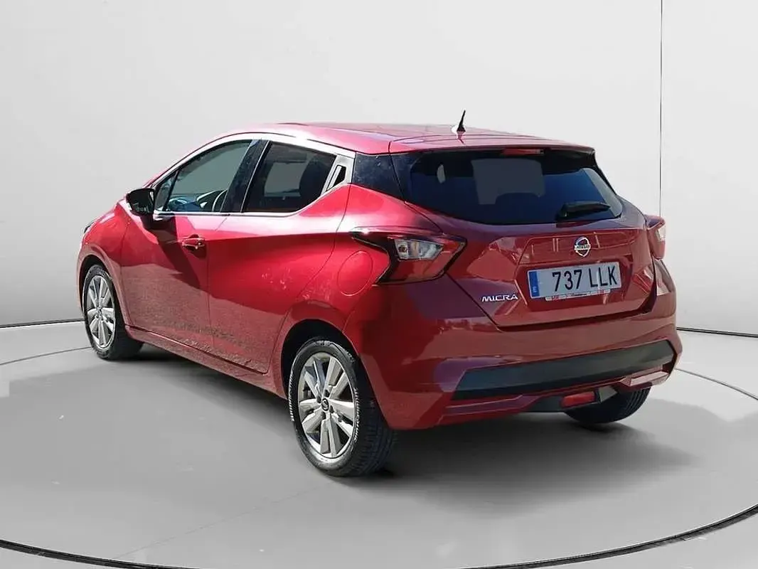 Usado Nissan Micra Acenta 101 CV (74 kW) 2020 Rojo Utilitario