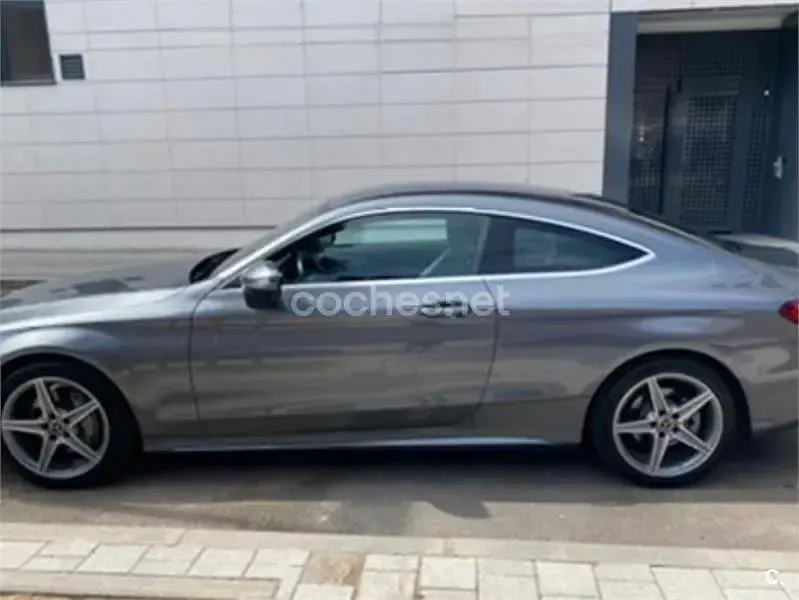 Usado Mercedes C220 170 CV (125 kW) 2017 Gris / plata Coupe