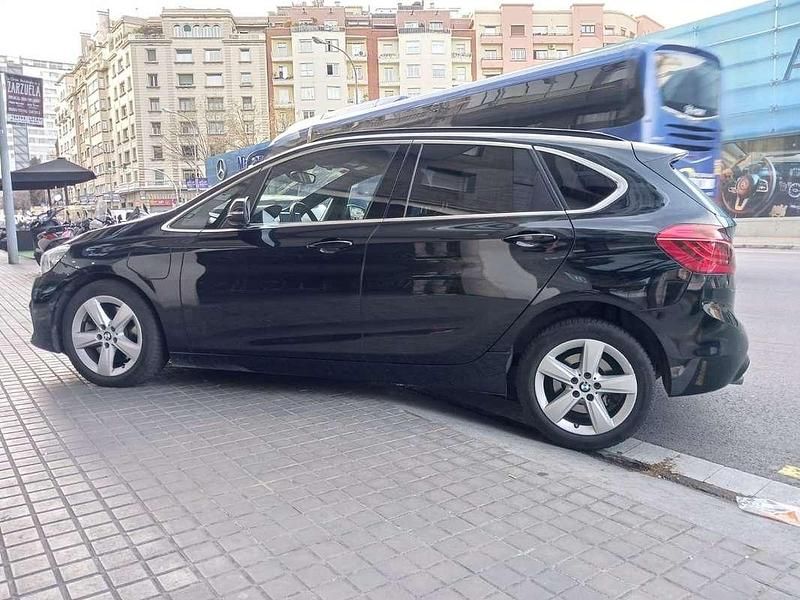 Usado BMW 225 Active Tourer iPerformance 164 kW (224 CV) 2019 Negro Monovolumen