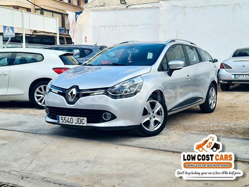 Usado Renault Clio GrandTour 90 CV (66 kW) 2015 Gris / plata Familiar