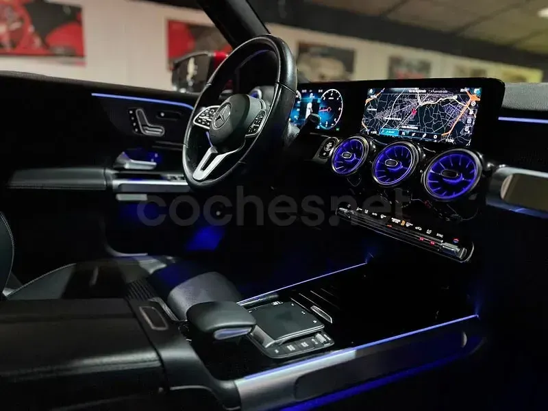 Usado Mercedes GLB220 190 CV (139 kW) 2021 Rojo SUV