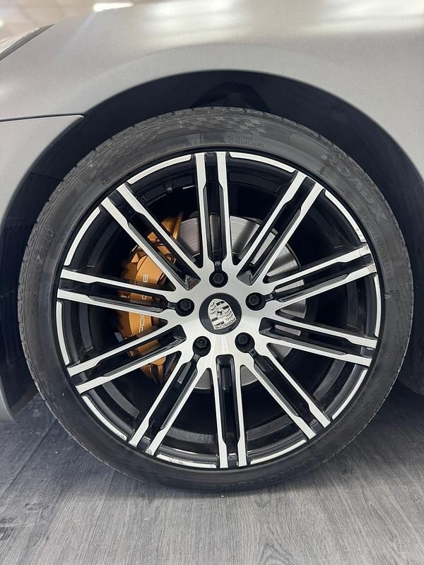 Usado Porsche Panamera 300 CV (220 kW) 2014 Gris mate Utilitario