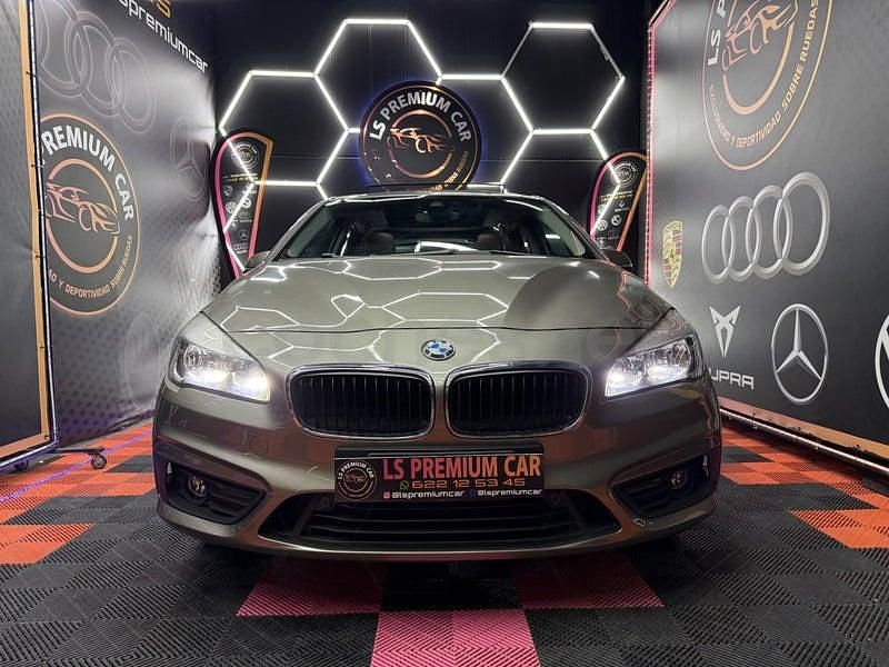 Usado BMW 218 Comfort Edition 150 CV (110 kW) 2015 Beige Familiar