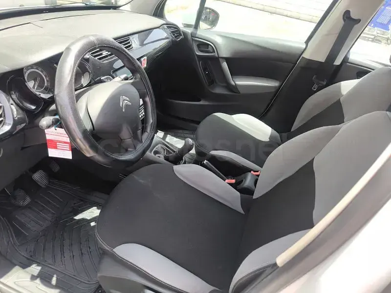 Usado Citroën C3 Feel 82 CV (60 kW) 2015 Blanco Berlina