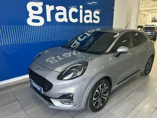 Usado Ford Puma ST-Line 125 CV (91 kW) 2023 Plata solar (metalizado) SUV