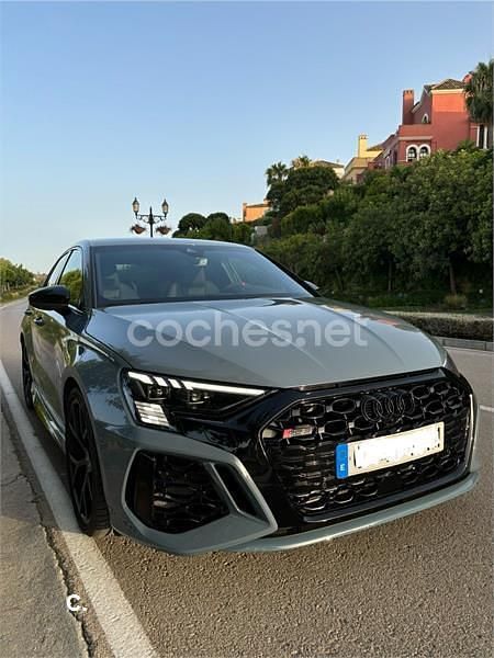 Gris / plata Usado 2023 Audi RS3 Sportback Utilitario | 67.750 € (Precio justo) - Imagen 1/4