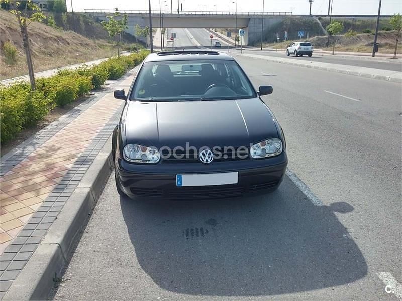 Usado VW Golf IV Edition 130 CV (95 kW) 2004 Negro Berlina