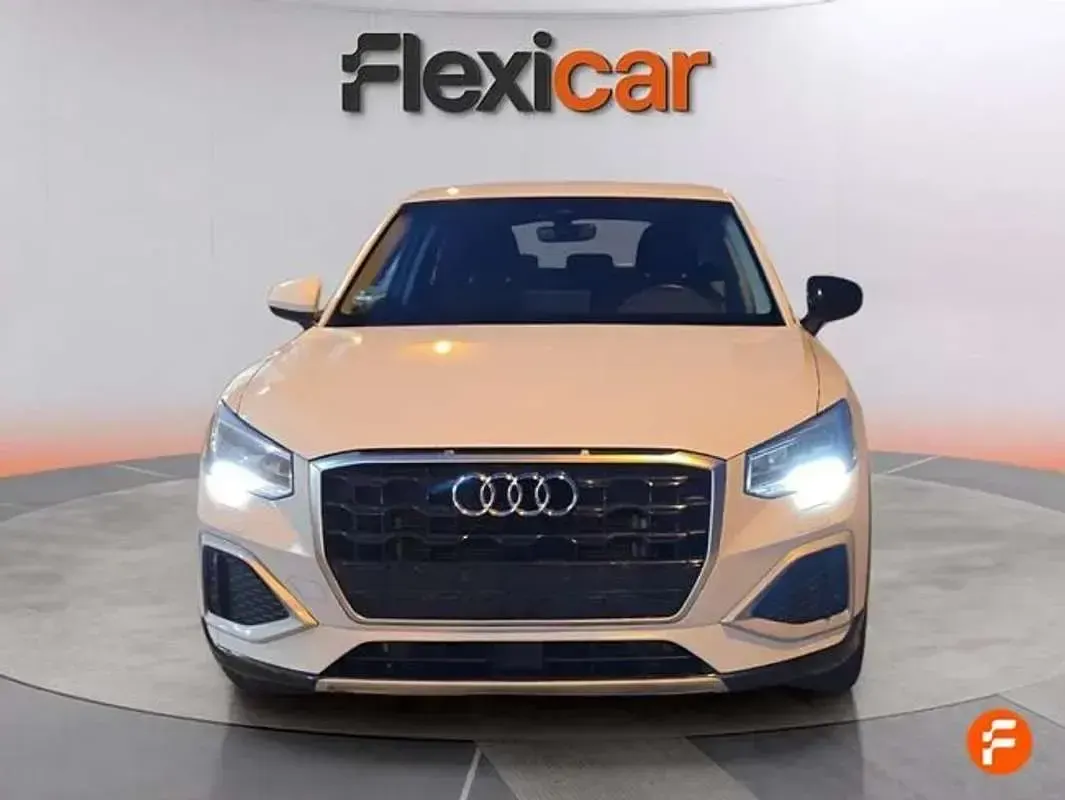 Usado Audi Q2 Advanced 150 CV (110 kW) 2023 Blanco SUV
