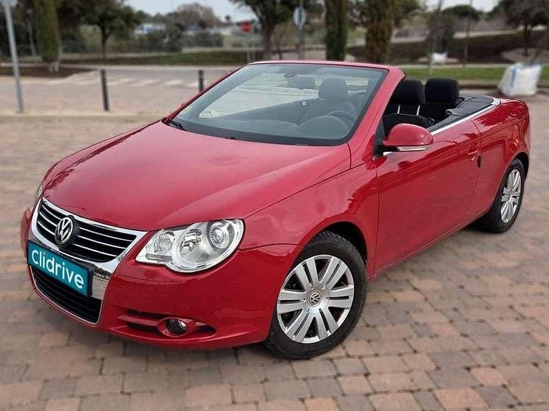 Usado VW Eos 140 CV (102 kW) 2007 Rojo Descapotable