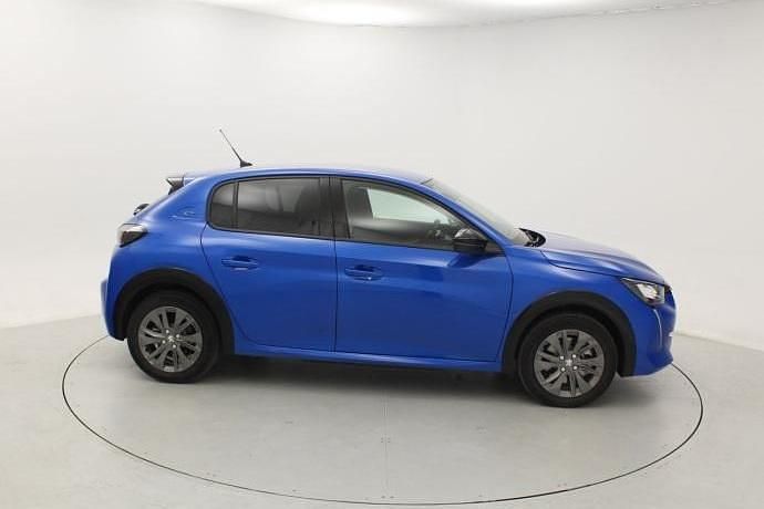 Usado Peugeot e-208 Allure 100 kW (136 CV) 2023 Utilitario