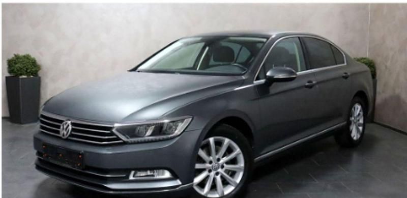 Gris metalizado Usado 2016 VW Passat Berlina | 27.800 € - Imagen 1/4