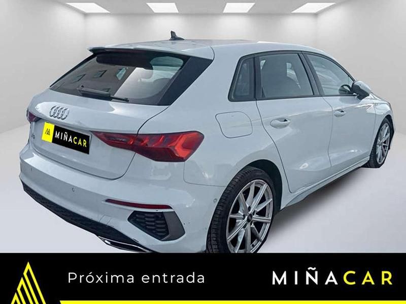 Usado Audi A3 Sportback S-Line 150 CV (110 kW) 2023 Blanco Utilitario