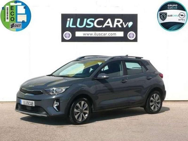Usado Kia Stonic 120 CV (88 kW) 2021 Perennial grey SUV