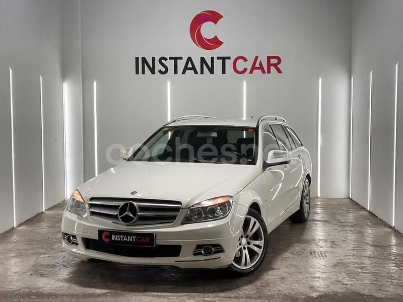 Usado Mercedes C180 Avantgarde 156 CV (114 kW) 2008 Blanco Familiar
