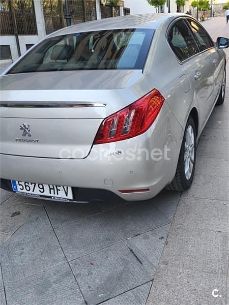Usado Peugeot 508 Allure 156 CV (114 kW) 2011 Gris / plata Berlina