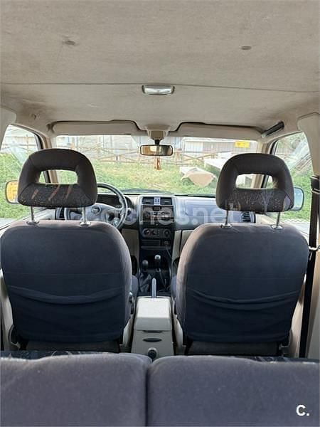 Usado Nissan Terrano Comfort 125 CV (91 kW) 2001 Blanco SUV