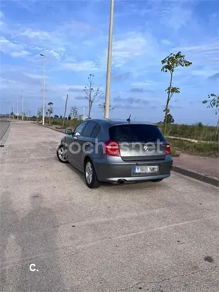 Usado BMW 116 122 CV (89 kW) 2011 Gris / plata Utilitario