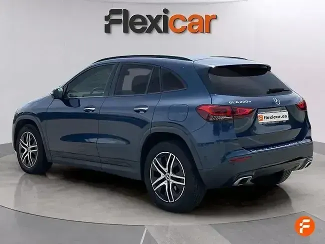 Usado Mercedes GLA200 150 CV (110 kW) 2021 Azul SUV