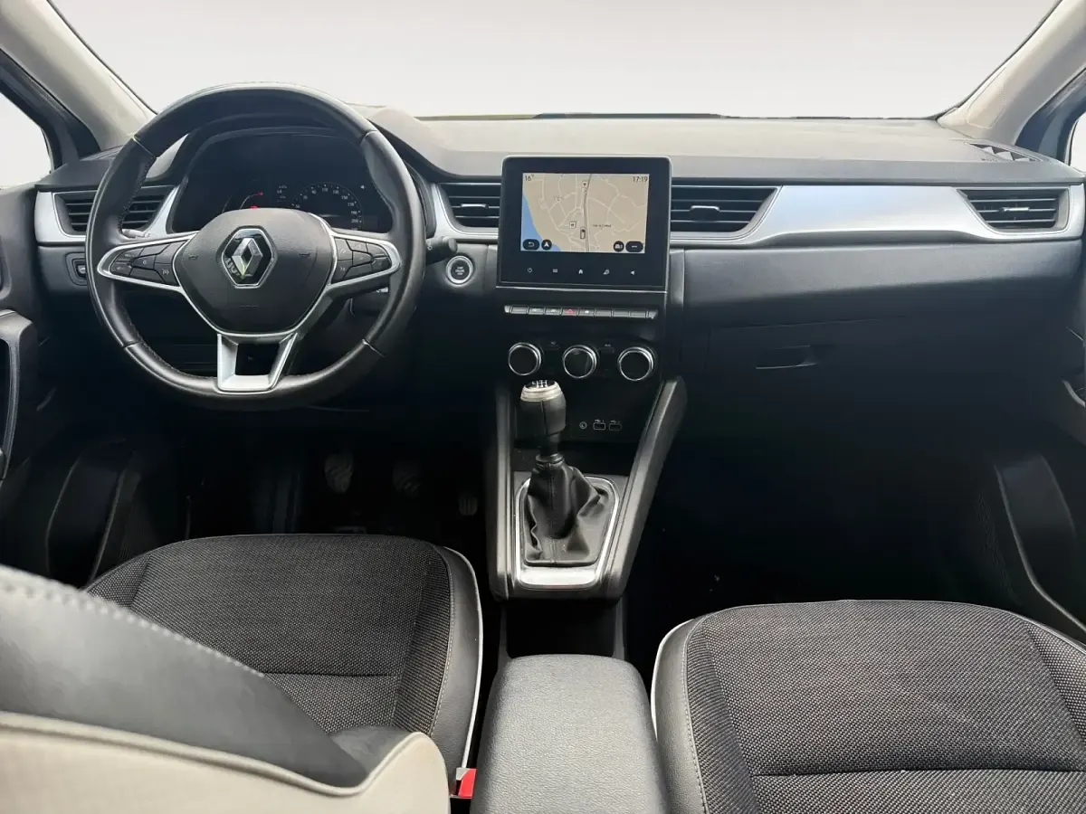 Usado Renault Captur Techno 90 CV (66 kW) 2024 Gris/plata SUV