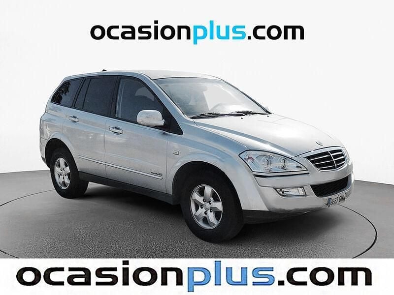 Usado Ssangyong (KGM) Kyron 141 CV (103 kW) 2009 Gris / plata SUV