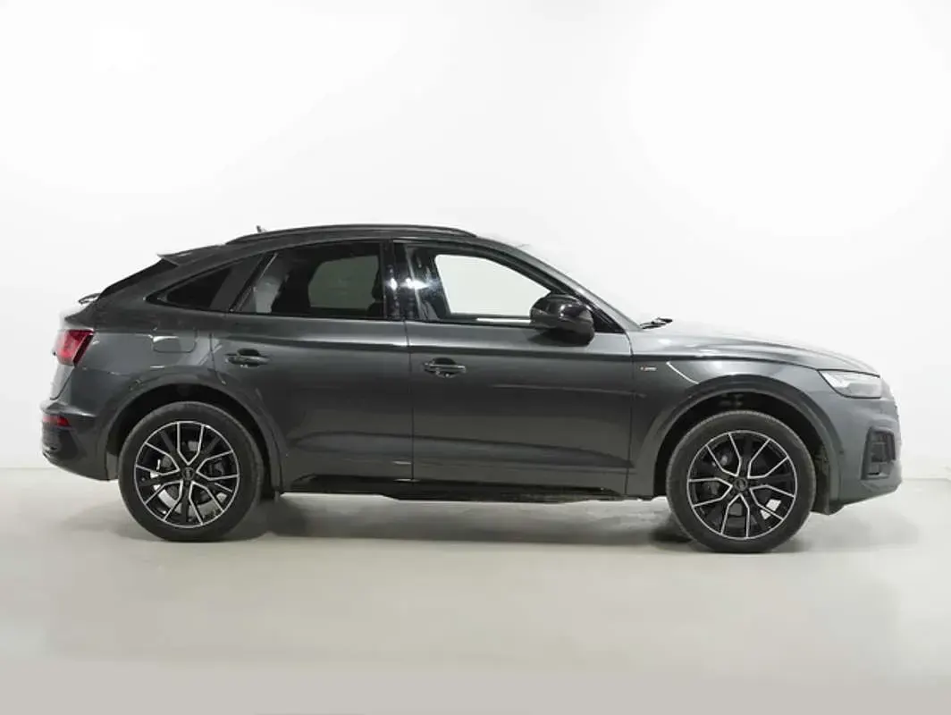 Usado Audi Q5 Sportback 204 CV (150 kW) 2025 Gris SUV