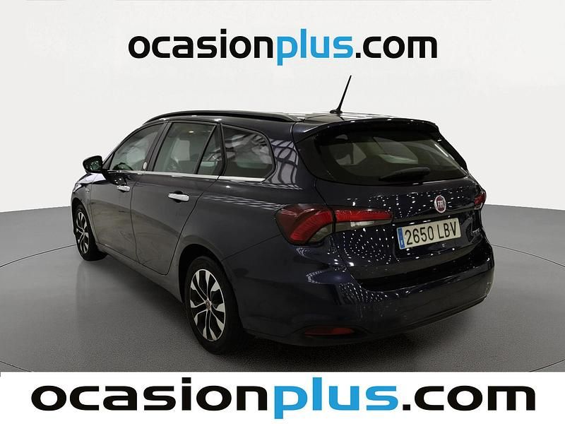 Usado Fiat Tipo Mirror 120 CV (88 kW) 2019 Azul Familiar
