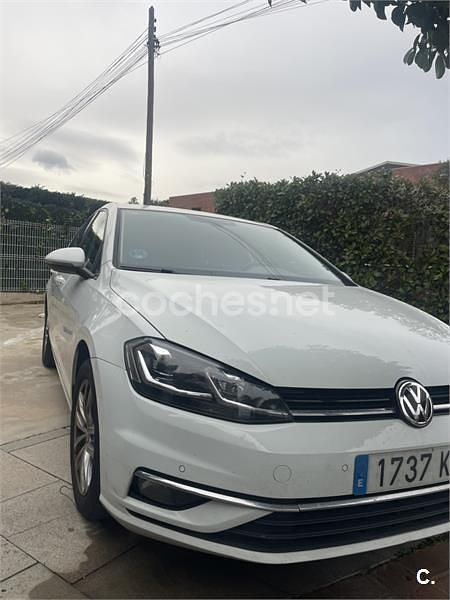 Usado VW Golf VII Advance 150 CV (110 kW) 2019 Blanco Berlina