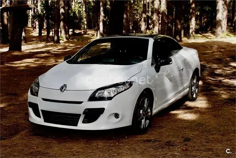 Usado Renault Mégane Cabriolet Dynamique 130 CV (95 kW) 2011 Blanco Descapotable