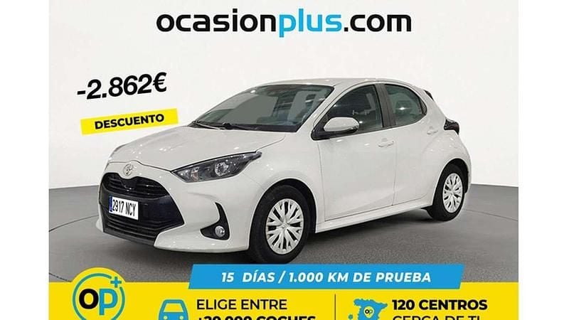 Blanco Usado 2023 Toyota Yaris Active Utilitario | 13.628 € (Precio justo) - Imagen 1/4