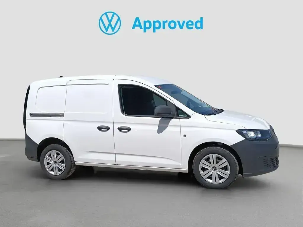 Usado VW Caddy 102 CV (75 kW) 2021 Blanco Monovolumen