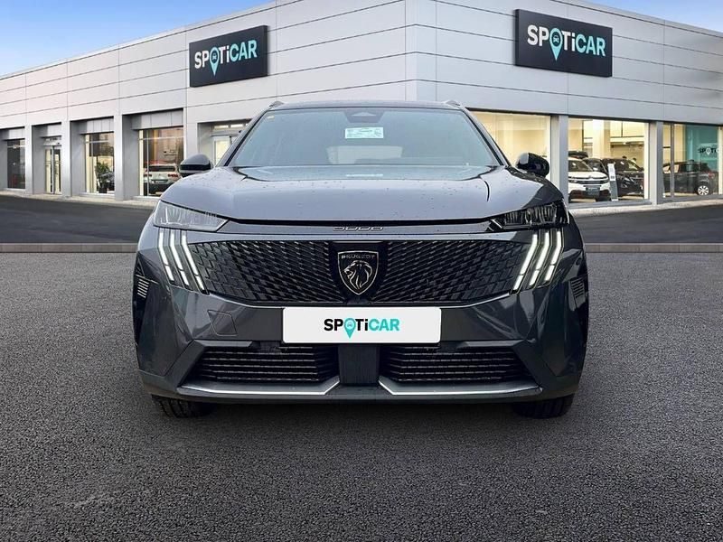 Usado Peugeot 5008 Allure 136 CV (100 kW) 2025 Gris SUV