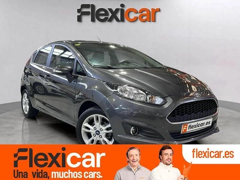 Gris Usado 2016 Ford Fiesta Trend Utilitario | 8990 € (Precio justo) - Imagen 1/4